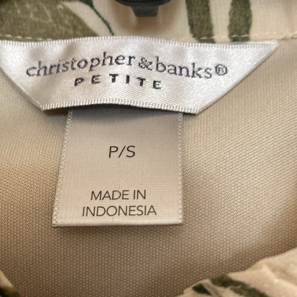 Christopher & Banks beautiful brown, green and tan leaves pattern,SP - Picture 3 of 7